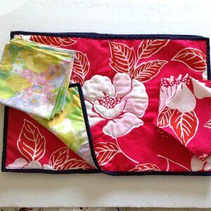Handmade Set of 4 Placemats with Matching Napkins Reversible Table Linens